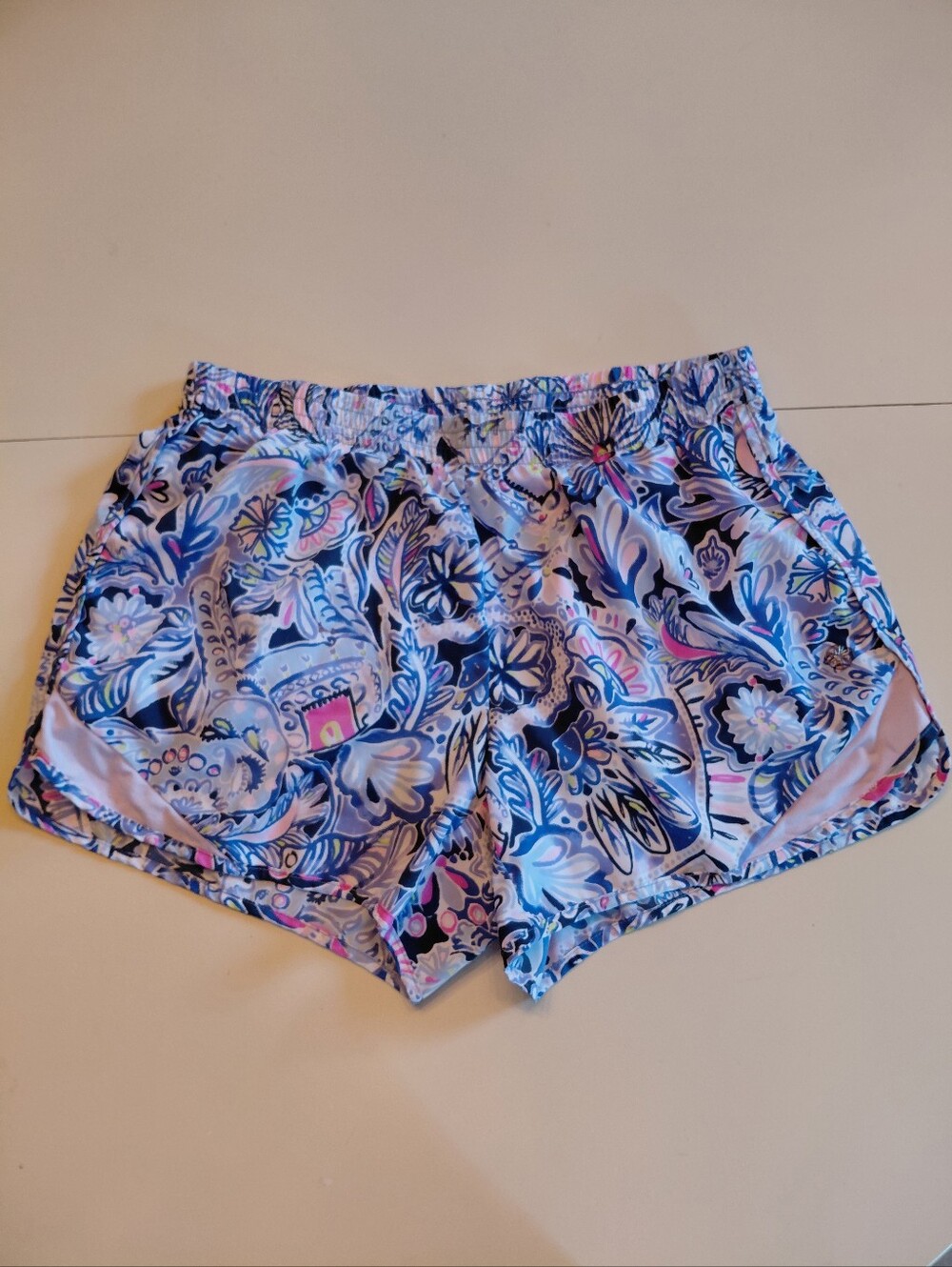 Lilly Pulitzer Luxletic Run Around Shorts Size Small